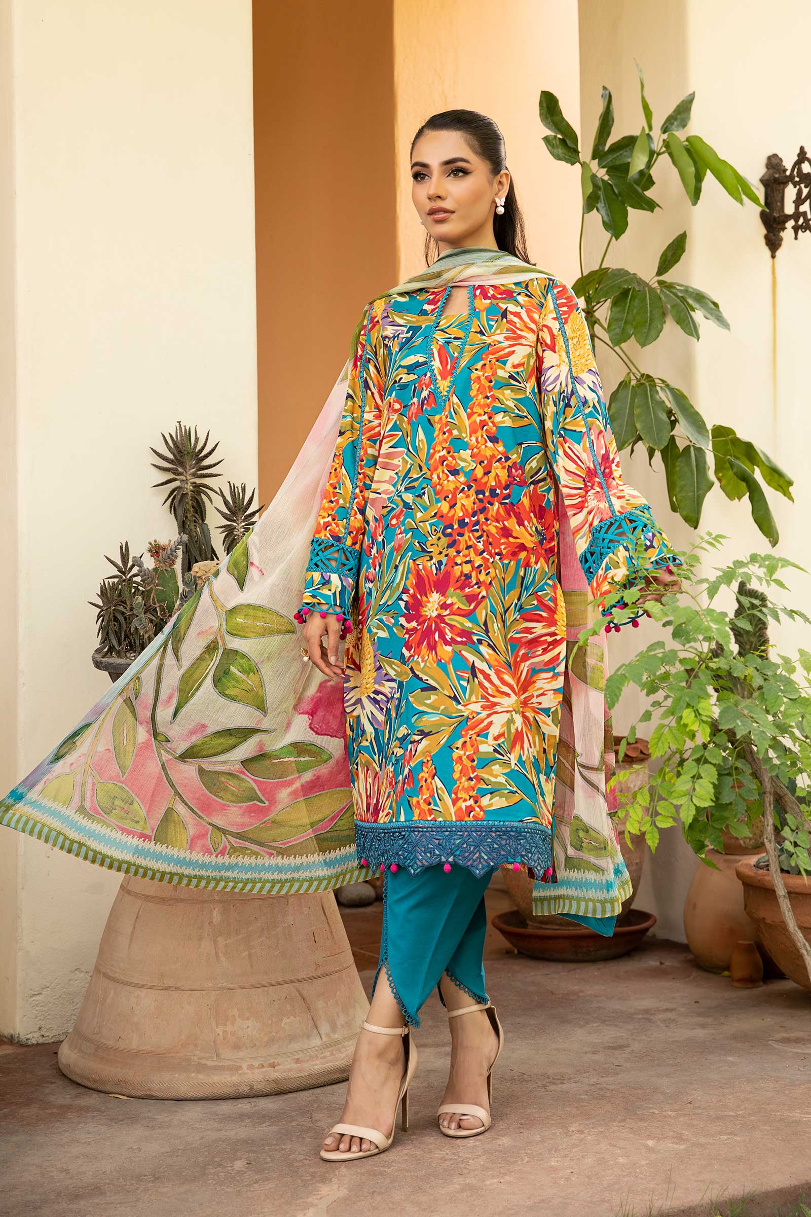 3 Pc Unstitched Embroidered Lawn Suit UGH-342-A11