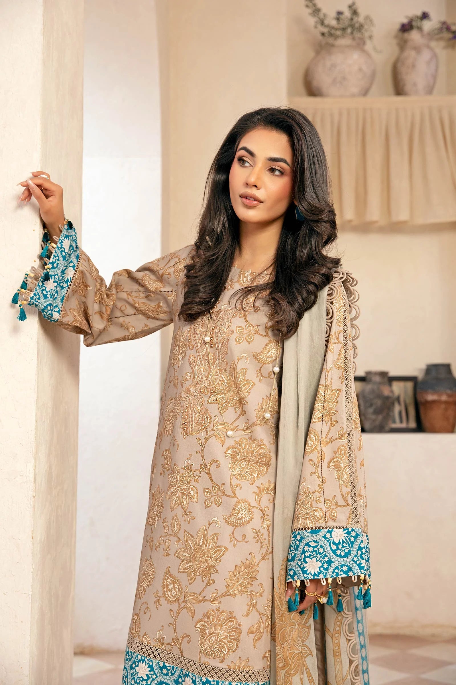 3 Pc Unstitched Embroidered Slub Lawn Suit UGH-342-A (10)