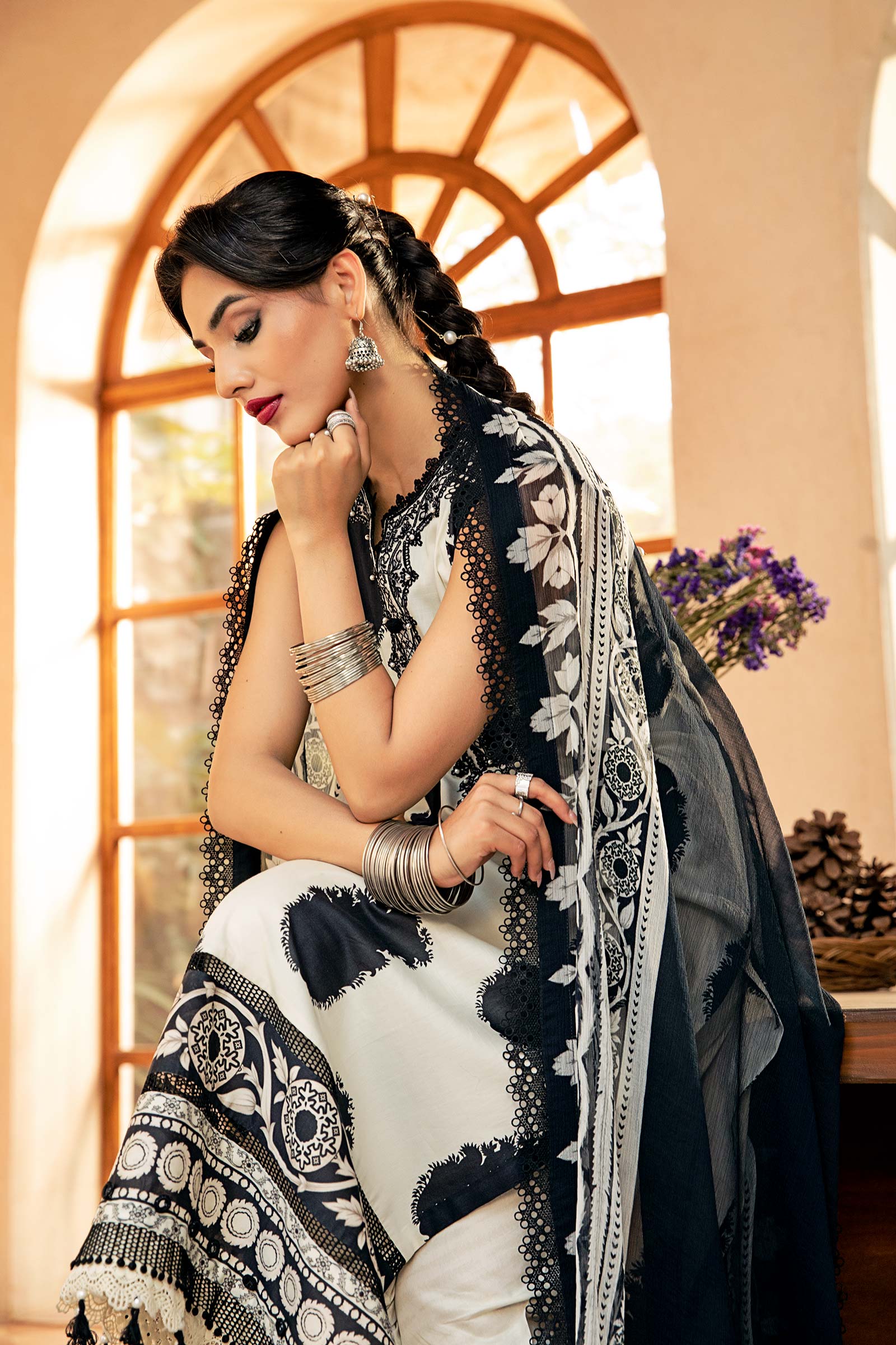 3 Pc Unstitched Embroidered Slub Lawn Suit UGH-342-A17