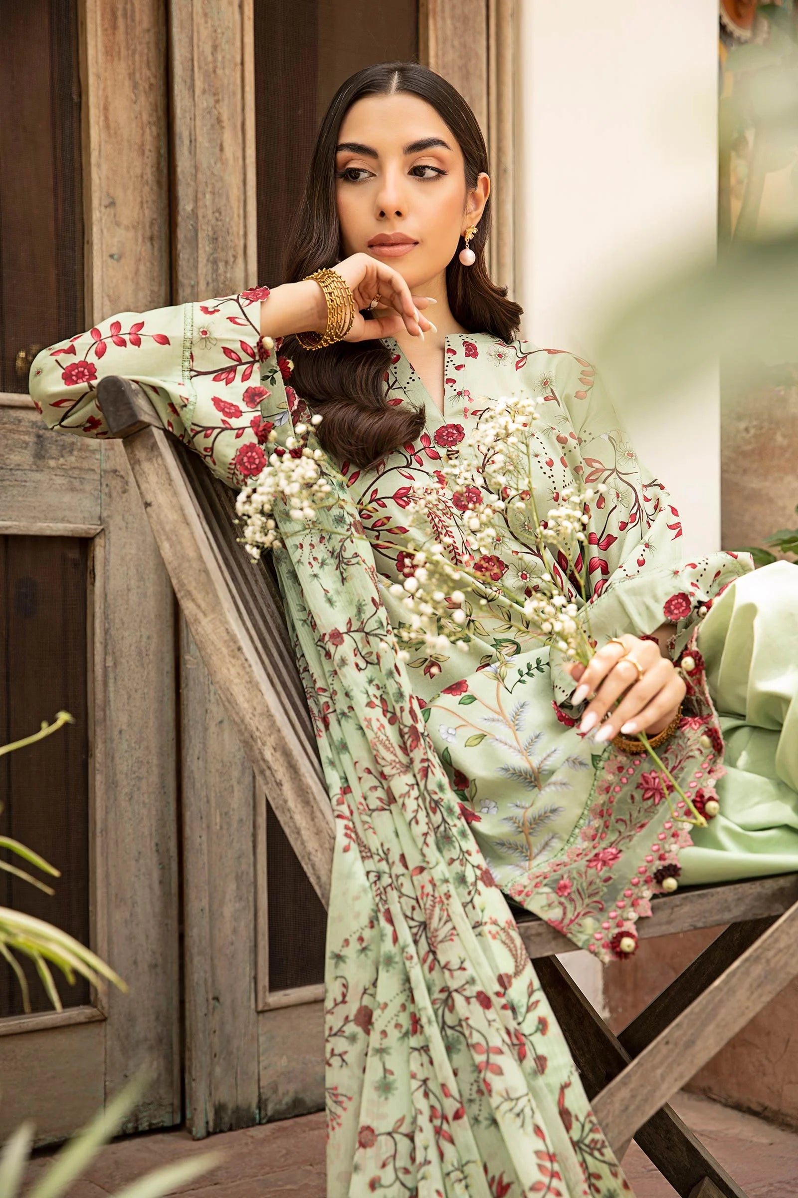 3 Pc Unstitched Embroidered Slub Lawn Suit UGH-342-A18
